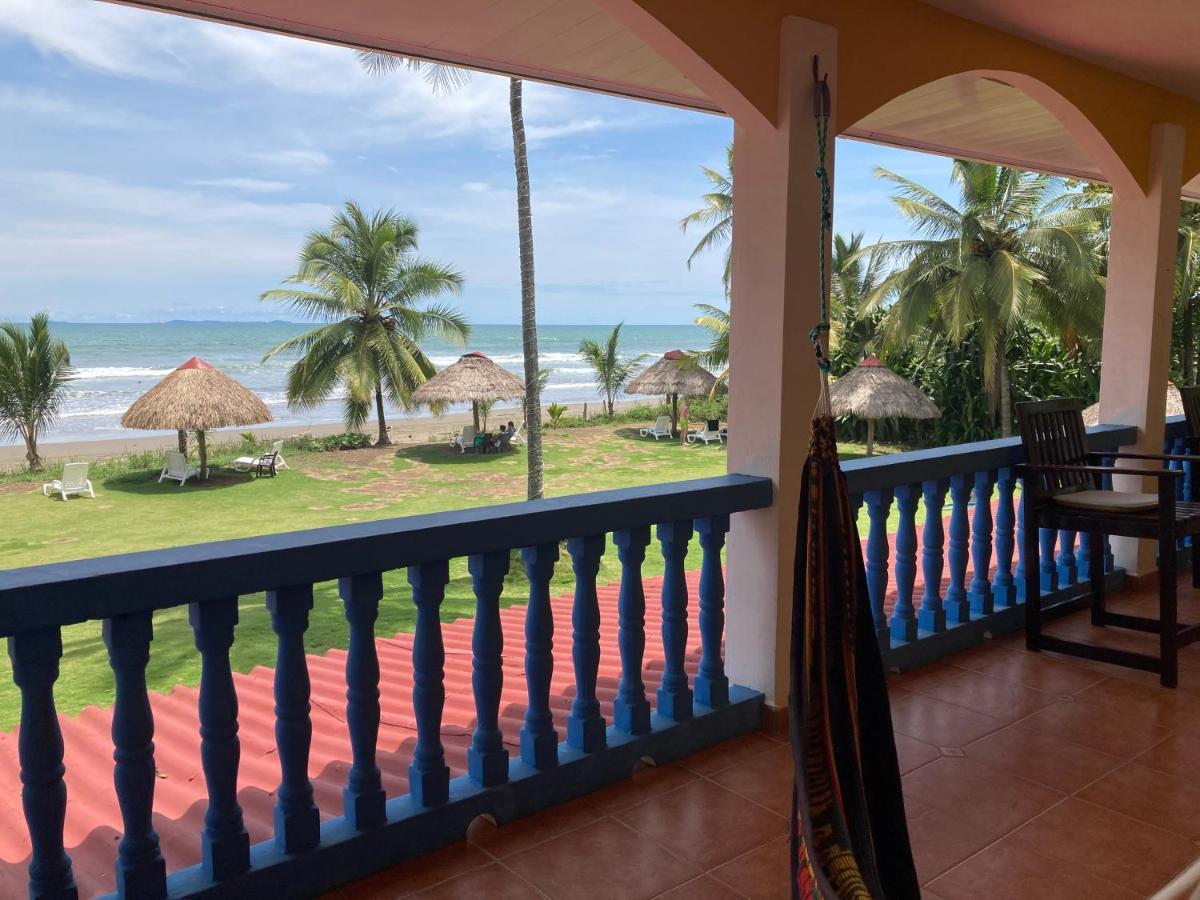 Las Lajas Beach Resort Extérieur photo