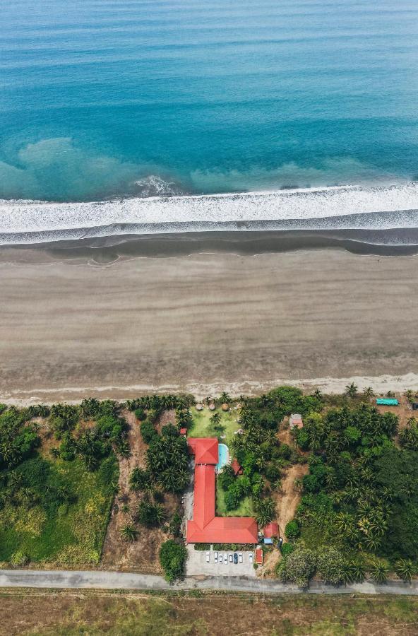Las Lajas Beach Resort Extérieur photo