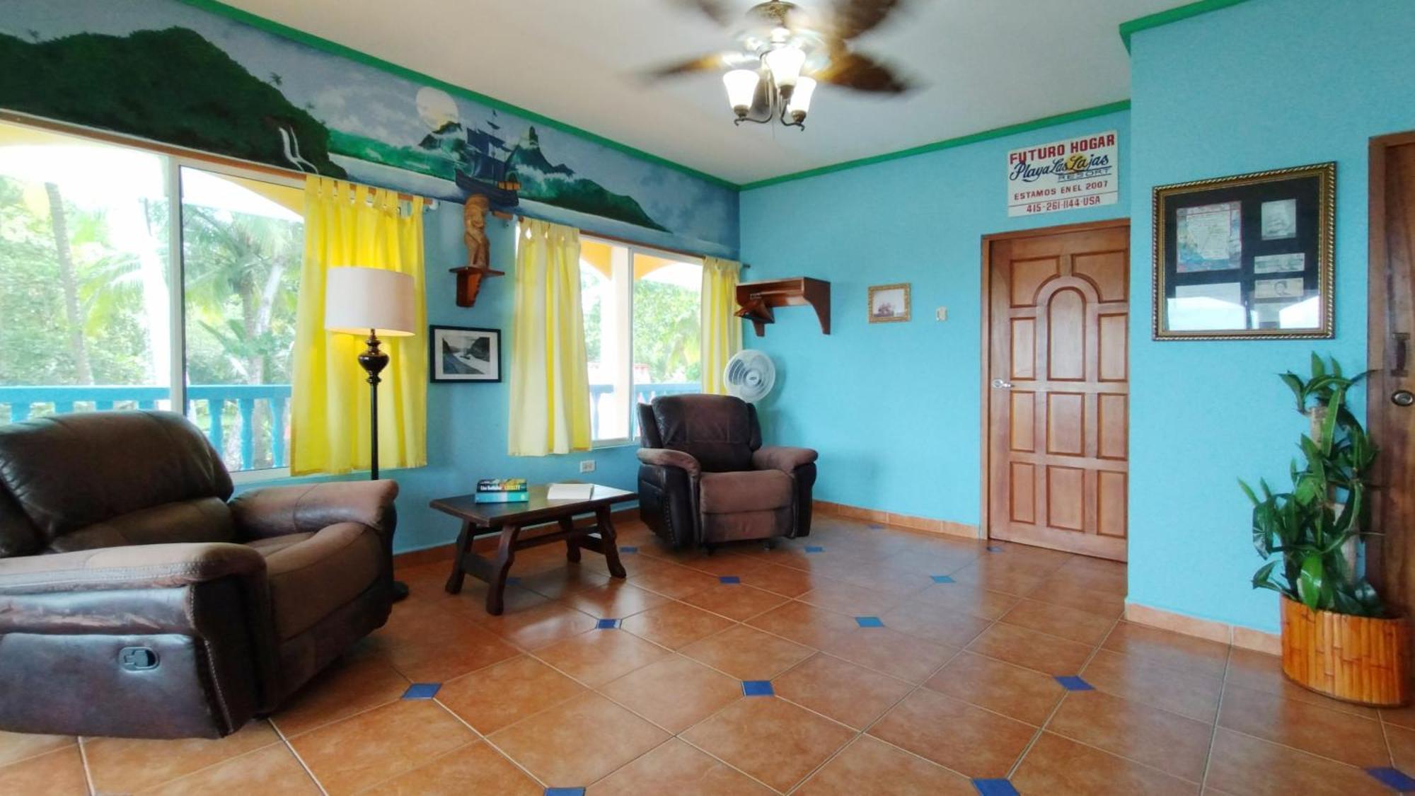 Las Lajas Beach Resort Extérieur photo