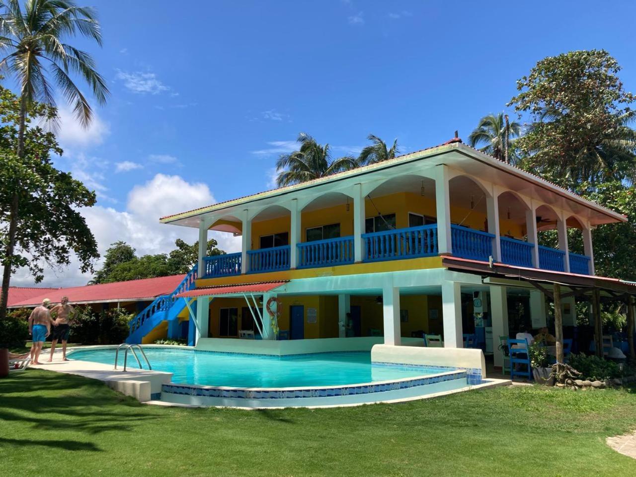 Las Lajas Beach Resort Extérieur photo