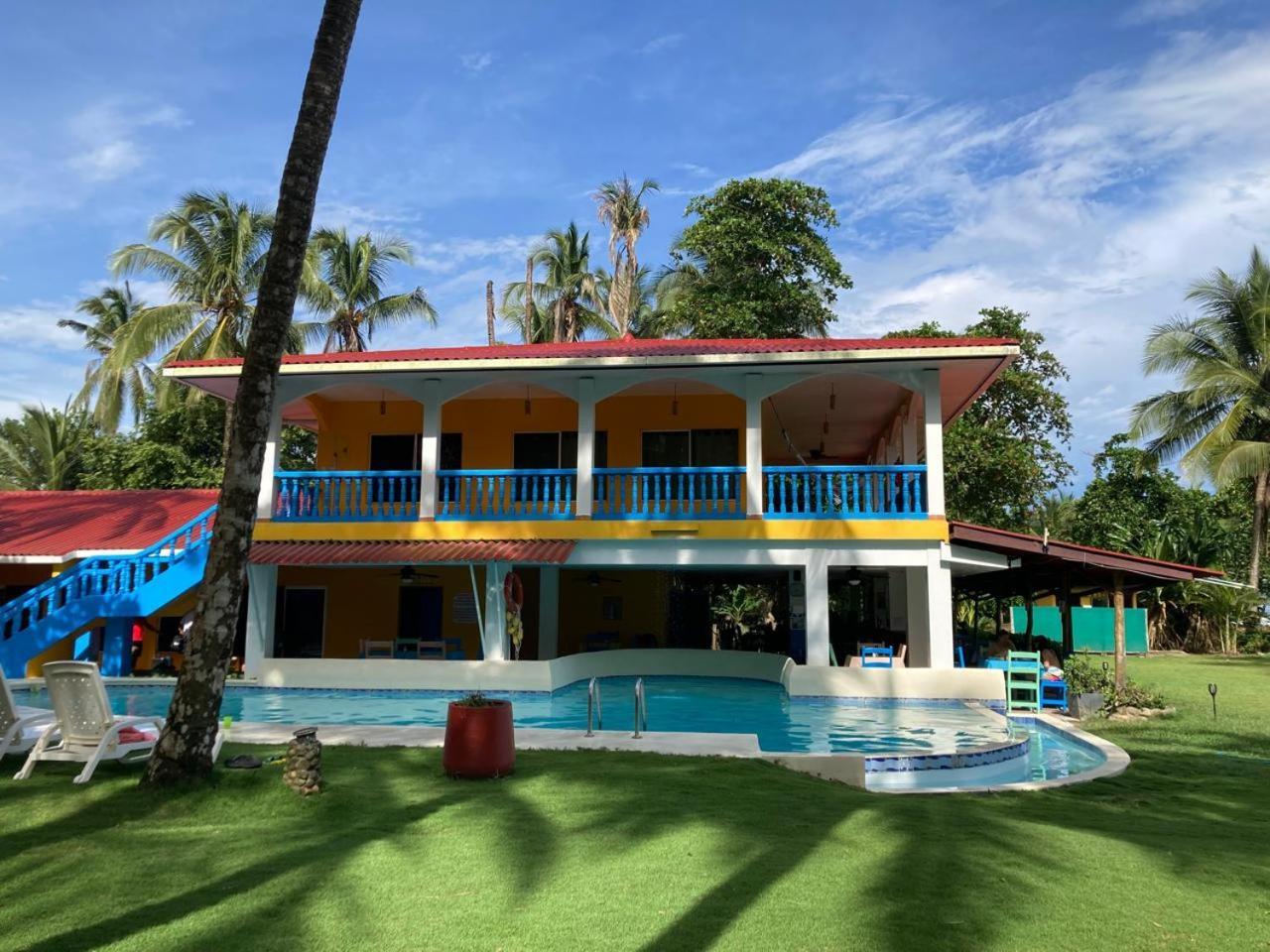 Las Lajas Beach Resort Extérieur photo