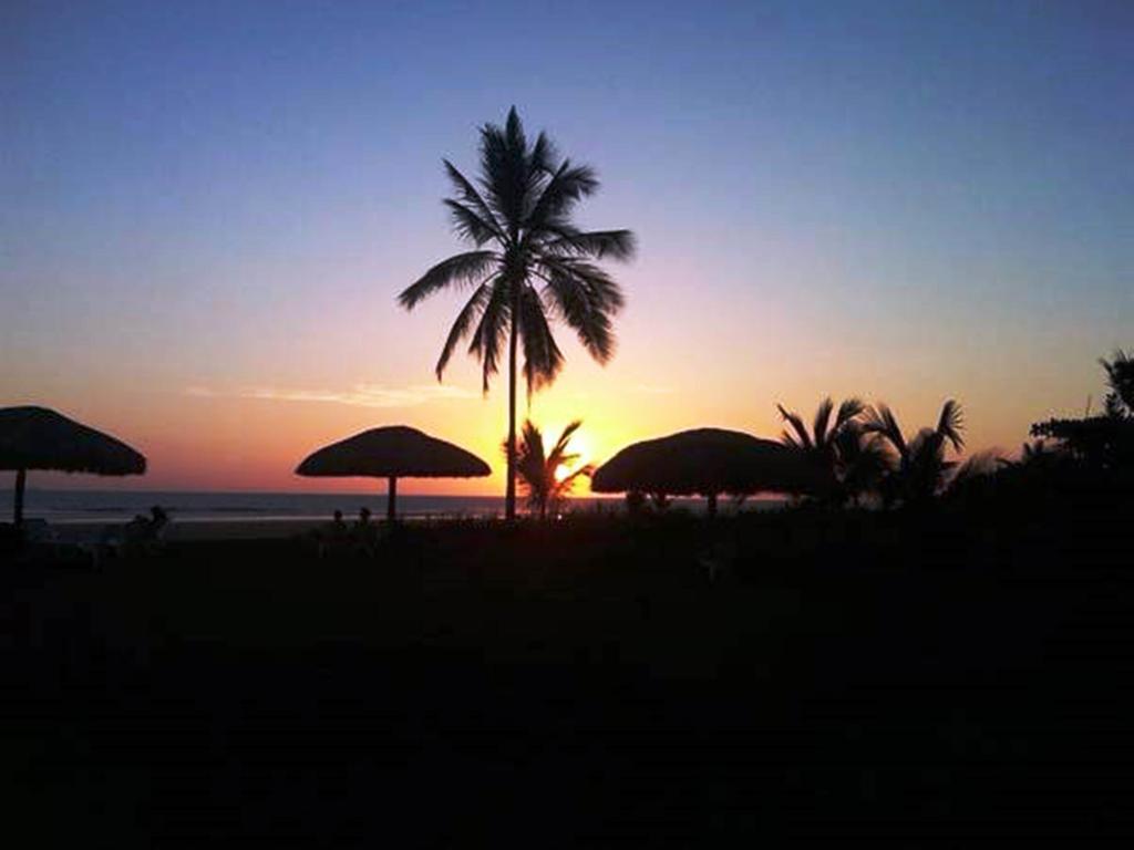 Las Lajas Beach Resort Extérieur photo